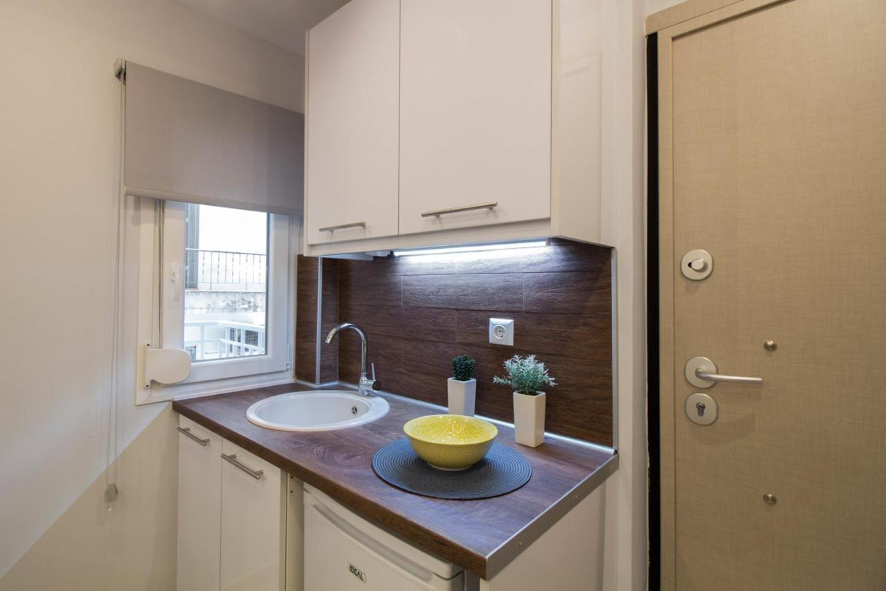 G.douglas Diamond Apartment